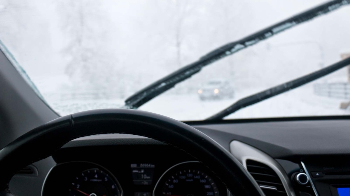 Car Winter Care Tips Do not wipe the fog from the car windscreen, use these tips, the fog will be cleared
