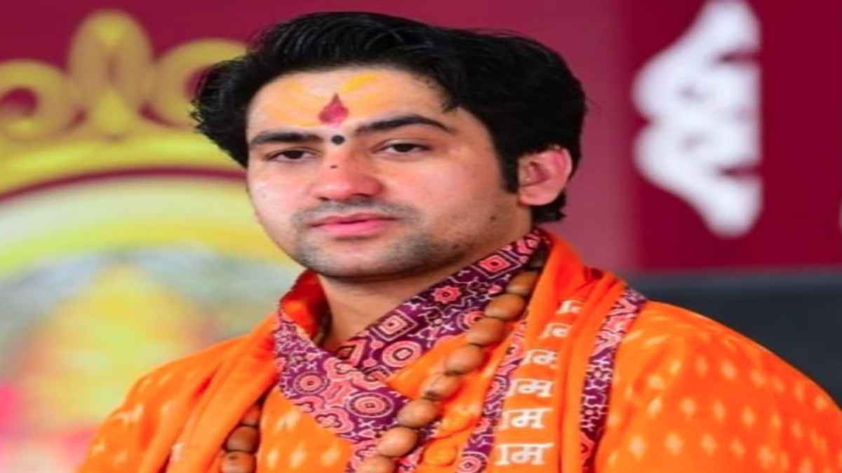 बागेश्वर धाम के धीरेंद्र शास्त्री ने बढ़ाई Google, Meta, Youtube और X की मुश्किलें; जानें क्या है मामला?