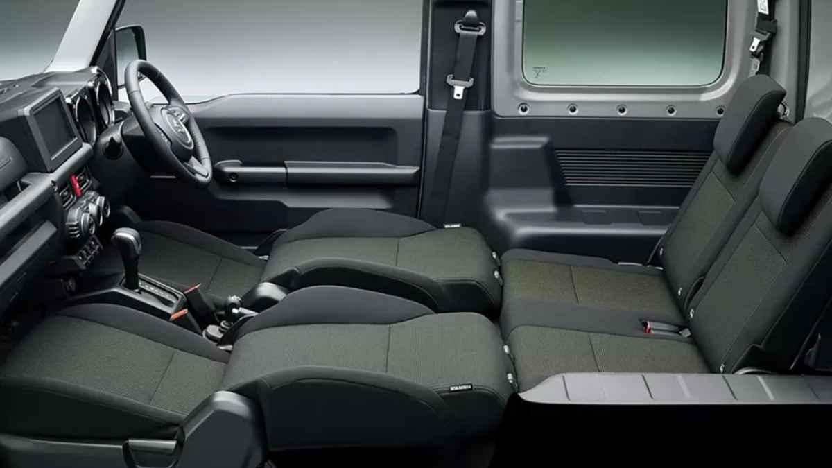 New Year पर Maruti का गिफ्ट, 2 लाख रुपये सस्ती मिल रही स्टाइलिश SUV
