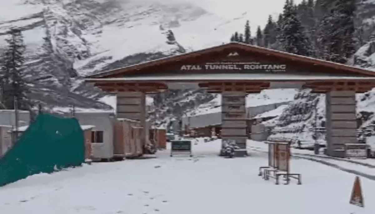 IMD का एमपी-राजस्थान समेत 5 राज्यों में बारिश का येलो अलर्ट, कश्मीर-हिमाचल में बर्फबारी से यातायात ठप