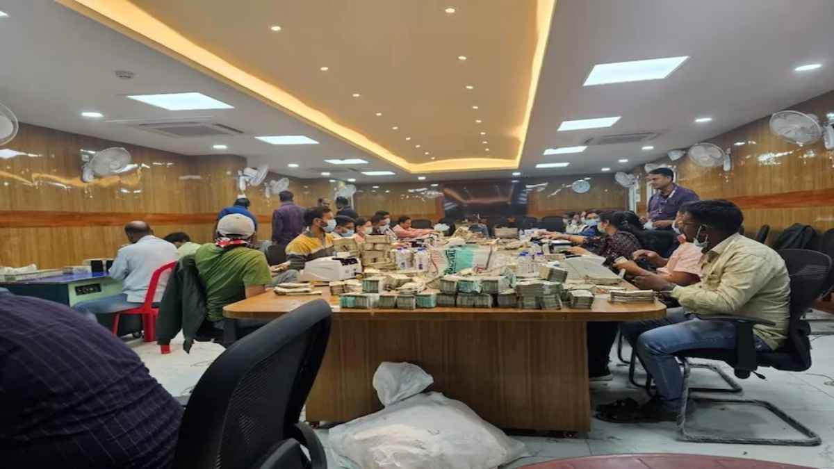 Income Tax Raid at Congress MP Dheeraj Sahu