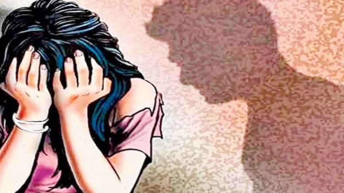 यमुनानगर में दिनदहाड़े चलीं यमुनानगर में दिनदहाड़े चलीं तलवारें, स्कॉर्पियो में आए गुंडों ने लड़की को किया किडनैप, स्कॉर्पियो में आए गुडों ने लड़की को किया किडनैप