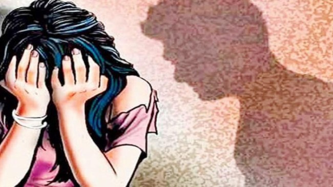 यमुनानगर में दिनदहाड़े चलीं यमुनानगर में दिनदहाड़े चलीं तलवारें, स्कॉर्पियो में आए गुंडों ने लड़की को किया किडनैप, स्कॉर्पियो में आए गुडों ने लड़की को किया किडनैप