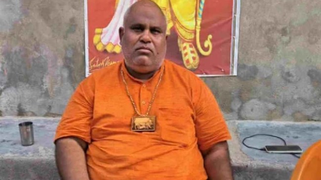 गोरक्षक बिट्टू बजरंगी के भाई पर हमलावरों ने पेट्रोल छिड़क कर लगाई आग, हालत गंभीर