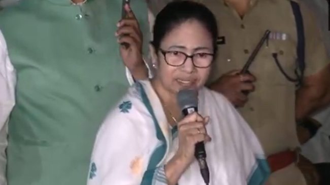 Mamata Banerjee To Skip Next I.N.D.I.A Bloc Meeting Mamata Banerjee To Skip Next I.N.D.I.A Bloc Meeting