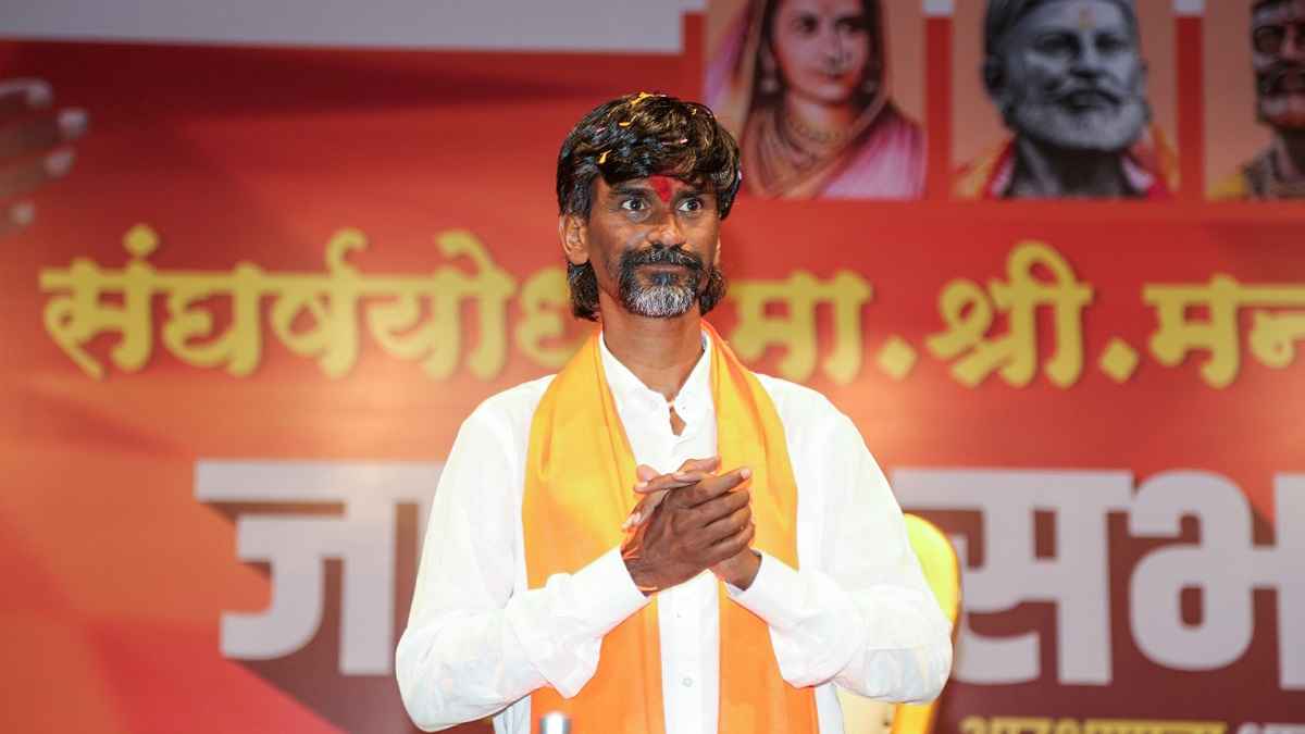 बीड में गरजे मनोज जरांगे: मराठा समाज को आरक्षण दिला कर रहेंगे, 20 जनवरी को मुंबई में करेंगे आंदोलन