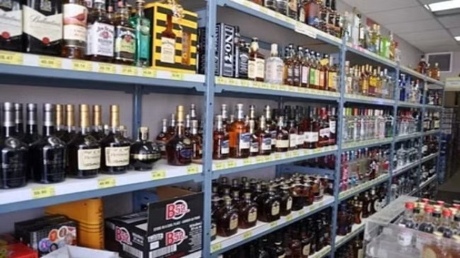 New year-Christmas Liquor Shops open Late Night