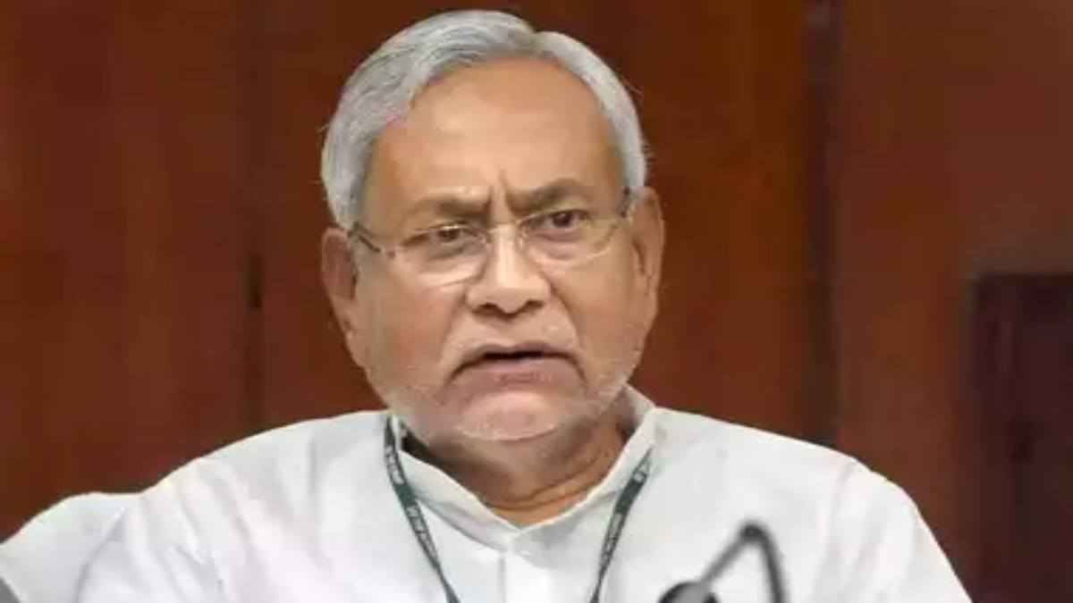 Bihar Floor Test में कहीं गच्चा ना खा जाएं नीतीश कुमार, JDU के 4 विधायक 'गायब'