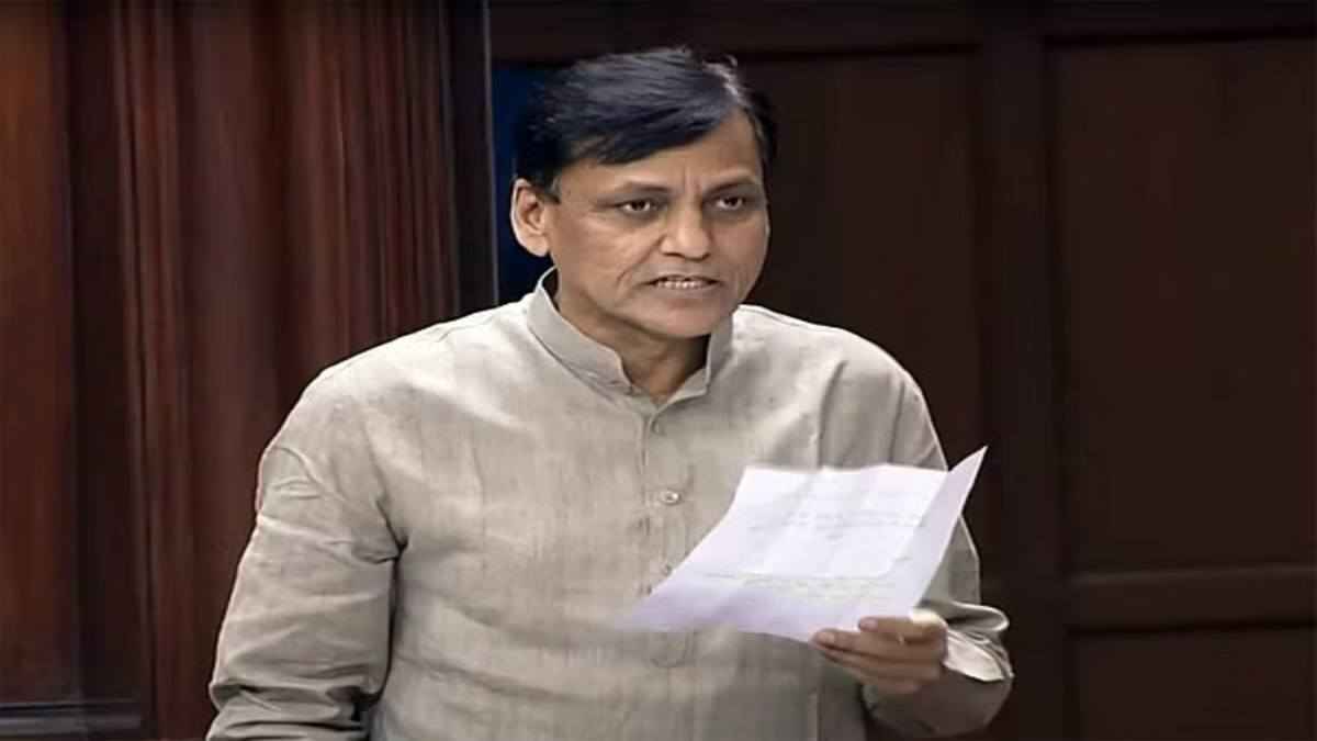 लोकसभा में गृह राज्य मंत्री का खुलासा- छत्तीसगढ़ में नक्सली हिंसा में 36% की कमी आई, विकास कार्य गिनाए