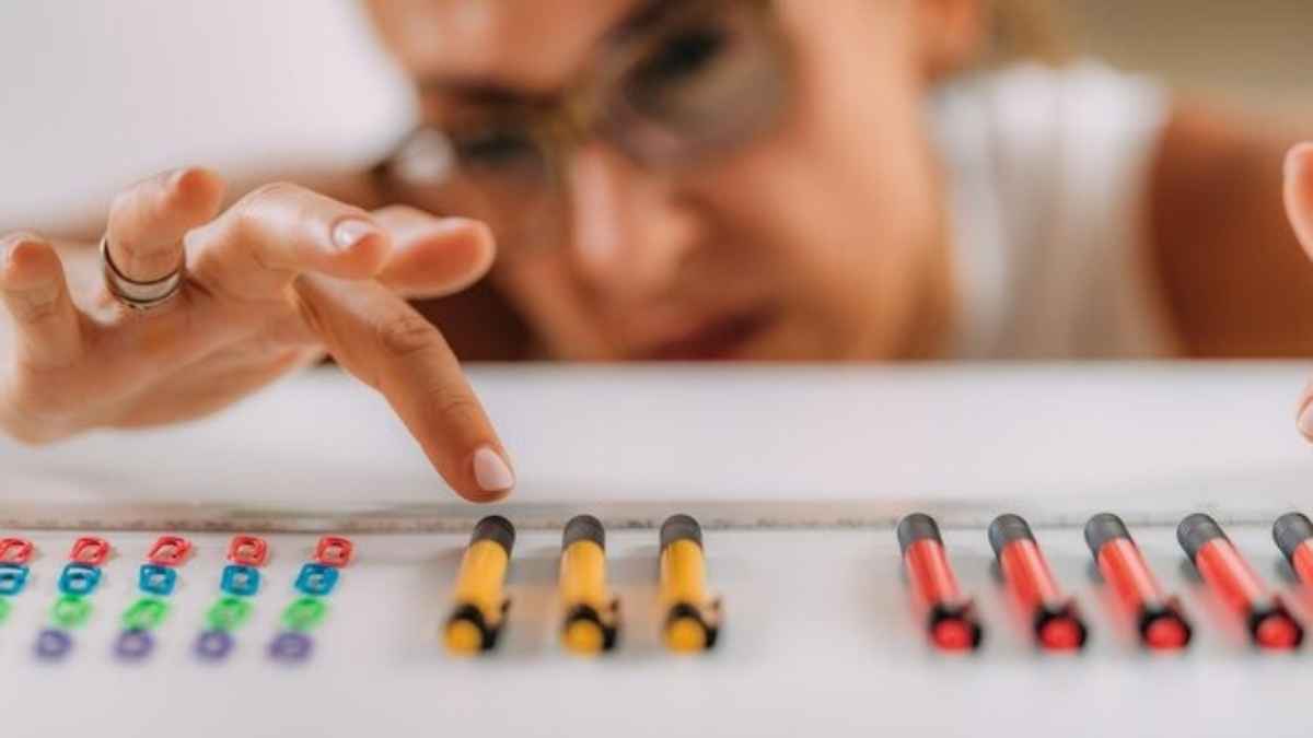क्या आपको बार-बार हाथ धोने की समस्या है? कहीं कोई बीमारी तो नहीं? 5 लक्षणों से करें पहचान