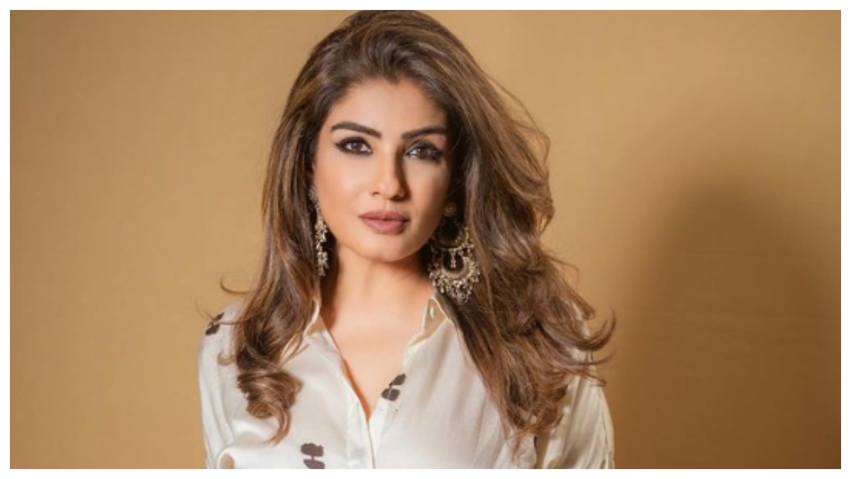 Raveena Tandon पर चढ़ा नए साल का खुमार, वीडियो किया शेयर