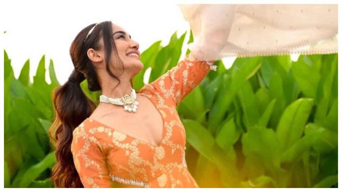 Bye Bye 2023... Surbhi Jyoti ने न्यू ईयर से पहले शेयर किए इस साल के खास पल