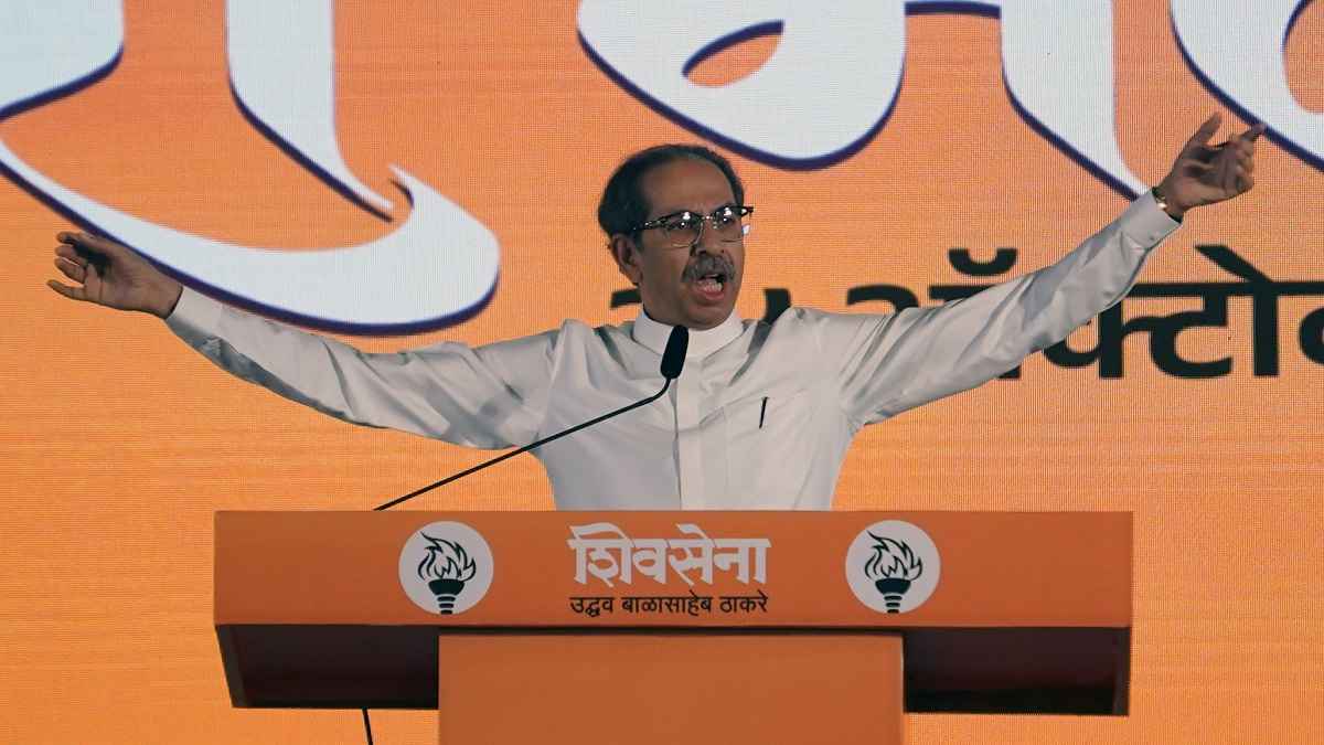 Explainer: उद्धव ठाकरे ने खोला अडानी के खिलाफ मोर्चा, धारावी प्रोजेक्ट को लेकर विवाद, जानिए क्या है पूरा मामला