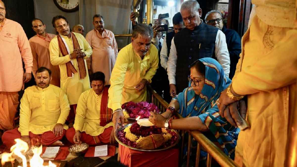 Vasundhara Raje in Mehandipur Balaji Mandir