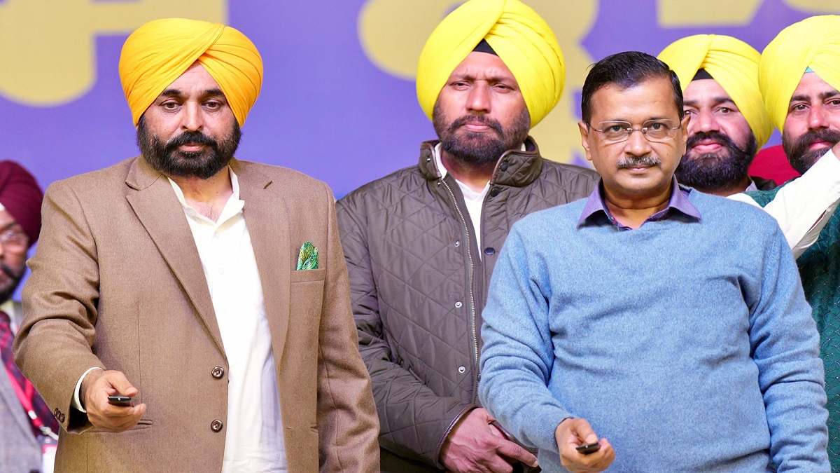 Punjab CM Bhagwant Mann, Delhi CM Arvind Kejriwal