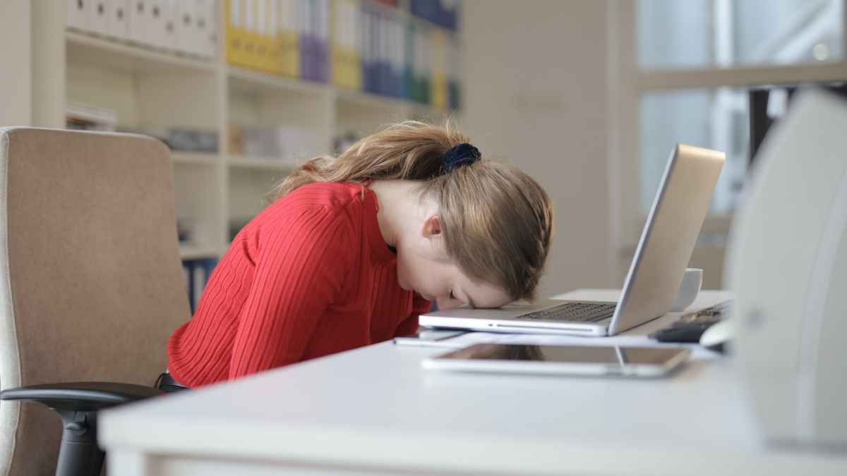Woman Quits Job Woman Quits Job