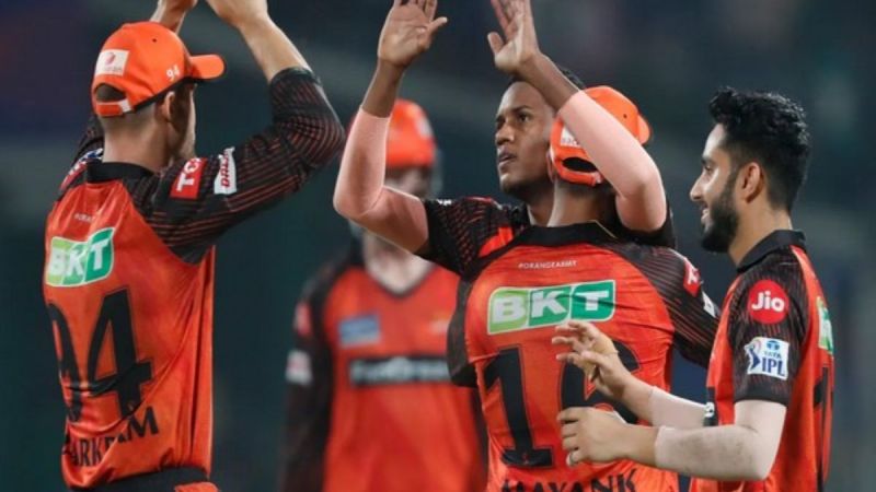 akeal-hosein 5 wicket Abu Dhabi T10 sunrisers-hyderabad