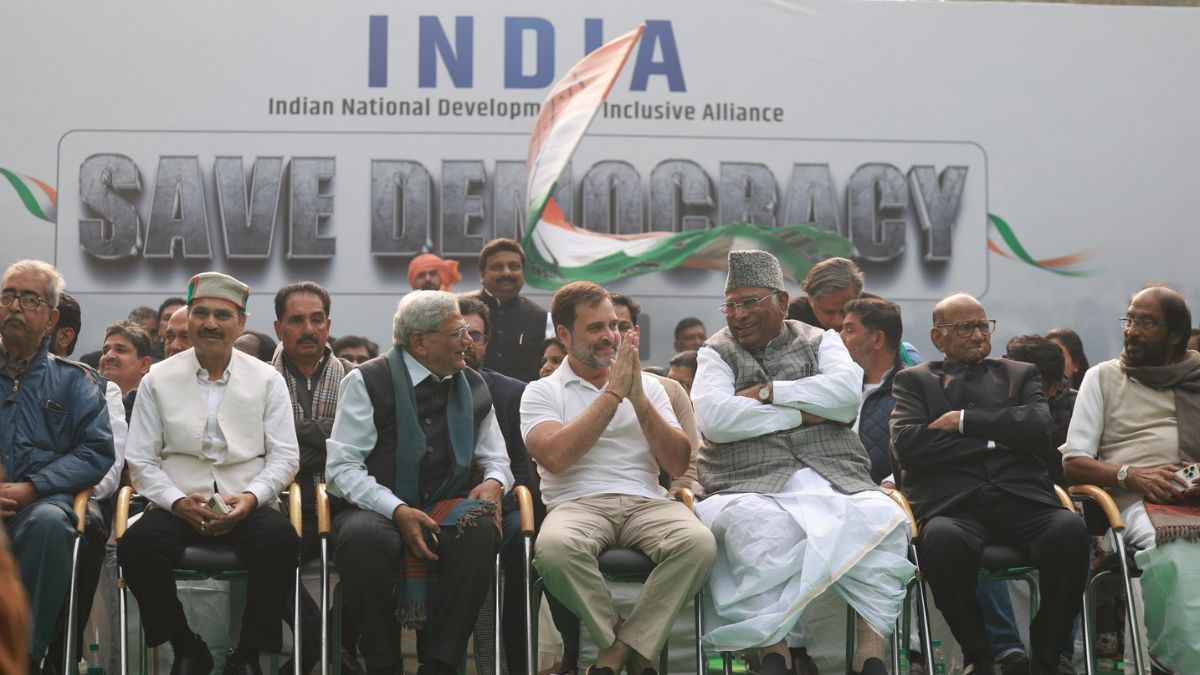 Year Ender 2023: तेलंगाना-कर्नाटक में मिली सत्ता तो छत्तीसगढ़-राजस्थान को पड़ा गंवाना, कांग्रेस के लिए कैसा रहा यह साल
