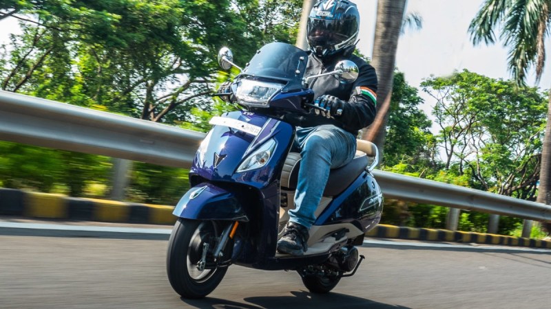TVS Jupiter smart scooter know price features mileage full details TVS scooters, scooters under 80000, petrol scooters, auto news