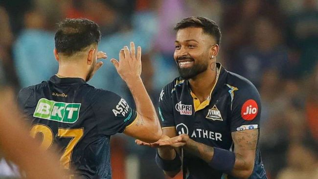 hardik pandya Replacement IPL 2024 Auction gujarat titans angelo mathews jason holder Kyle Jamieson