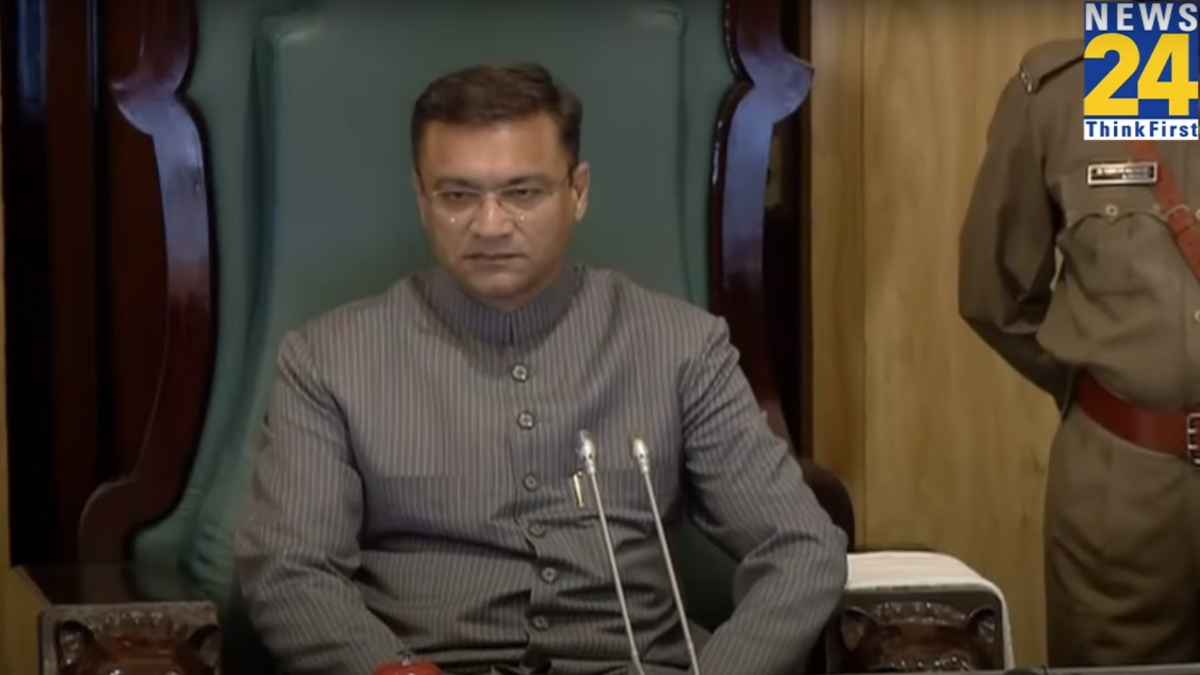 अकबरुद्दीन ओवैसी के प्रोटेम स्पीकर बनाए जाने पर विवाद, कांग्रेस ने BJP से कहा- जाकर राज्यपाल से पूछो