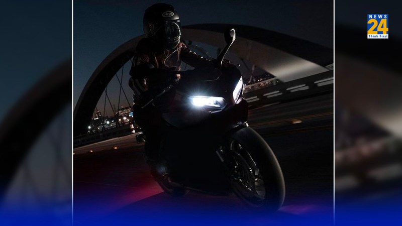 Triumph Daytona 660 will launch on 9 January, 2024 teased before global unveil