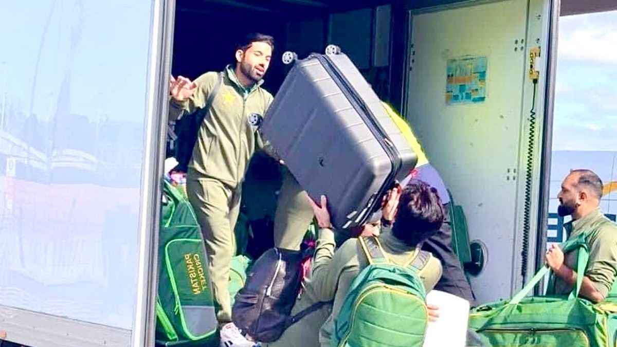 PAK vs AUS series Pakistan team insulted as soon as it reached Australia Didnt feel welcome