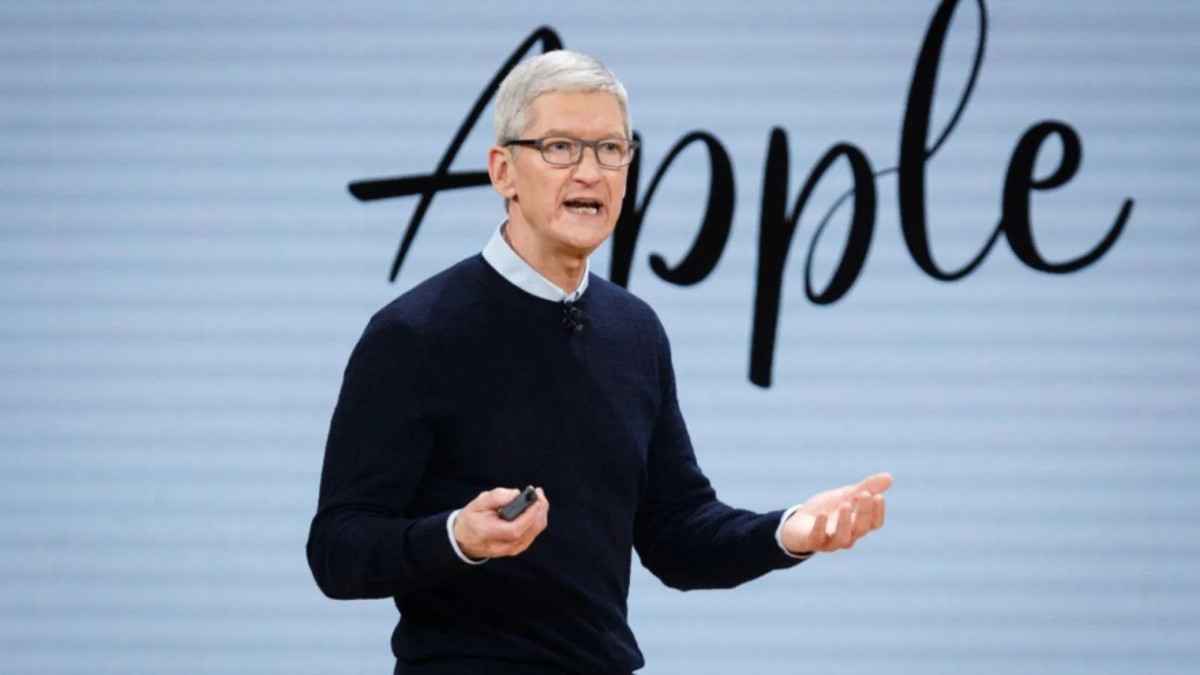Apple CEO की कितनी और क्यों घटी सैलरी? कंपनी ने बताई Tim Cook  की नेटवर्थ
