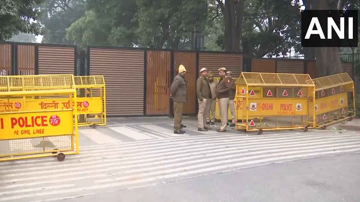 CM केजरीवाल आज गिरफ्तार होंगे या नहीं, सस्पेंस बरकरार, AAP बोली- बिना सबूत जेल में डाल रही BJP