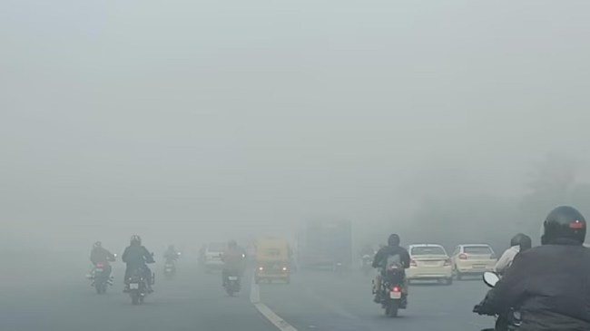 Dense Fog Delhi Delhi NCR Dense Fog Delayed Flights Trains