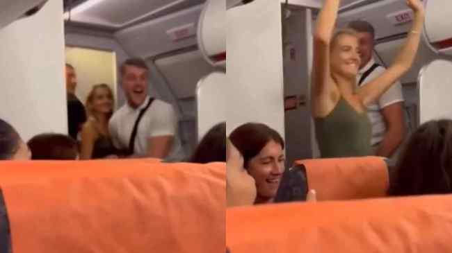 Flight Toilet couple Viral Video