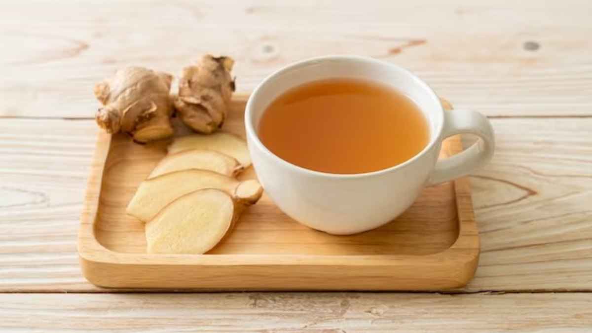 Ginger Tea vs Ginger Water: सर्दियों में अदरक की चाय या पानी, किसे चुनना सही?