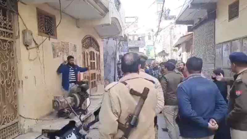 Meerut Police Viral Video