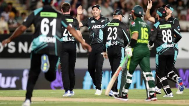 New Zealand vs Pakistan 4th T20I devon conway covid positive