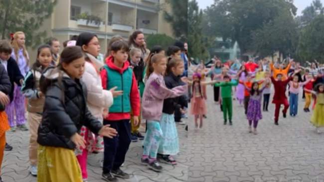 Russian Citizens Celebrate India's Republic Day Russian Citizens Celebrate India's Republic Day