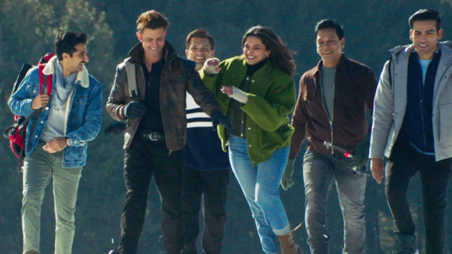 Fighter Song Heer Aasmani Released