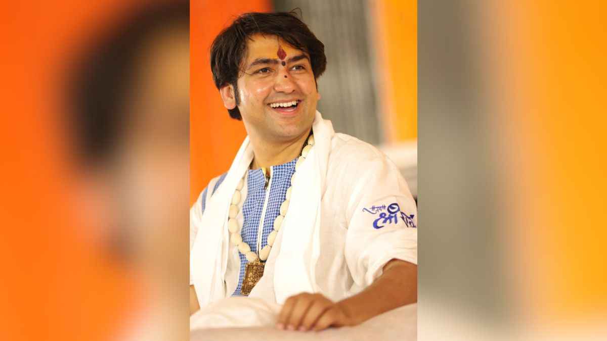 राम मंदिर के निर्माण का श्रेय राजीव गांधी को... बागेश्वर धाम के पंडित धीरेंद्र कृष्ण शास्त्री ने ऐसा क्यों कहा?