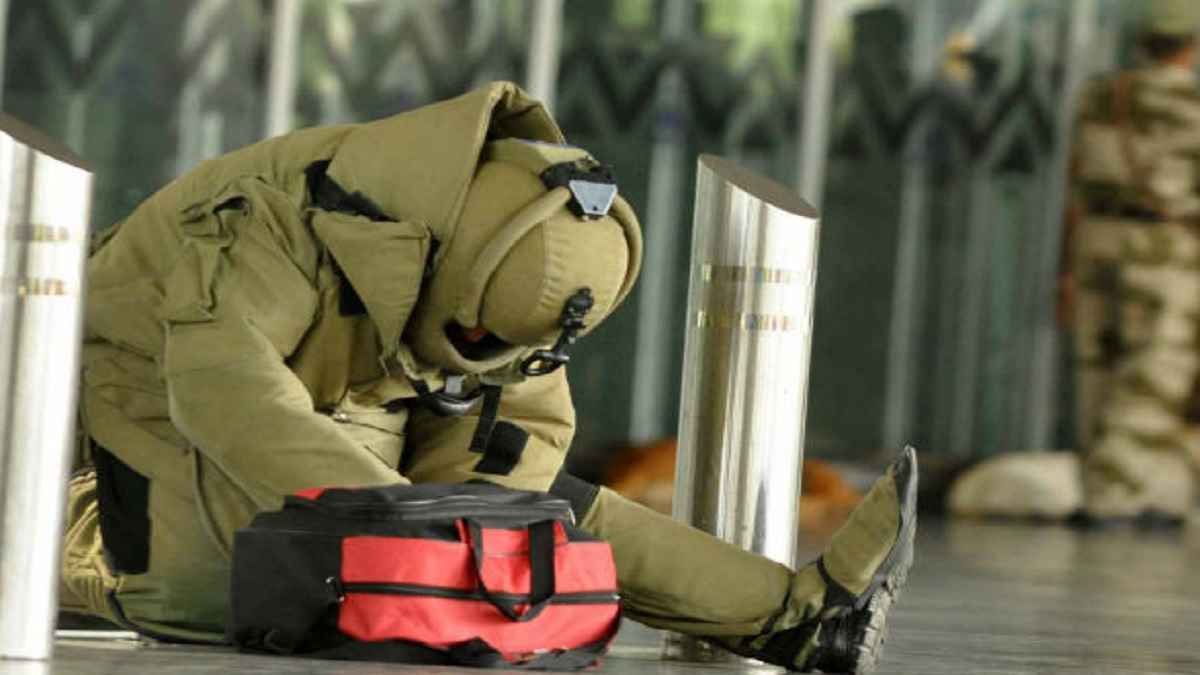 bomb-squad