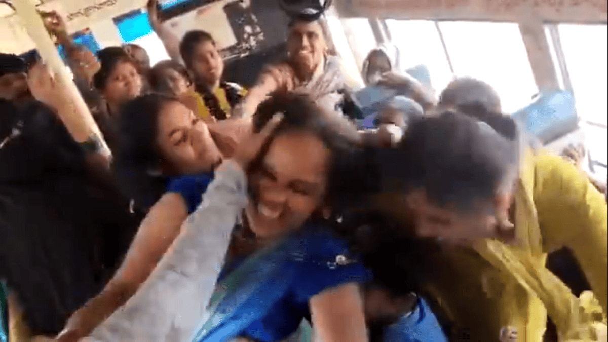 Women Fight Video Viral