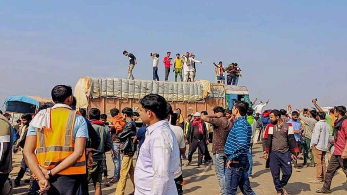 नए कानून की वापसी के लिए देशभर में ट्रक ड्राइवर कर रहे प्रदर्शन, क्या है पूरा माजरा?