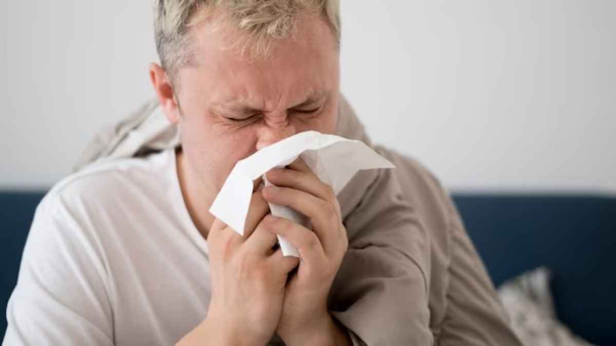 सर्दियों में बहती नाक से हैं परेशान? अपनाएं ये 5 घरेलू टिप्स