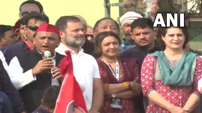 Akhilesh Yadav Rahul Gandhi Priyanka Gandhi