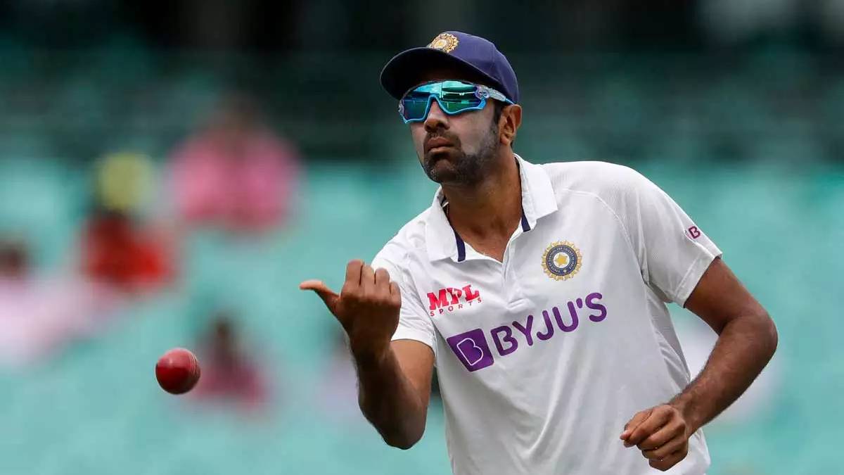 India vs England Sunil Gavaskar said Ravichandran Ashwin test captain