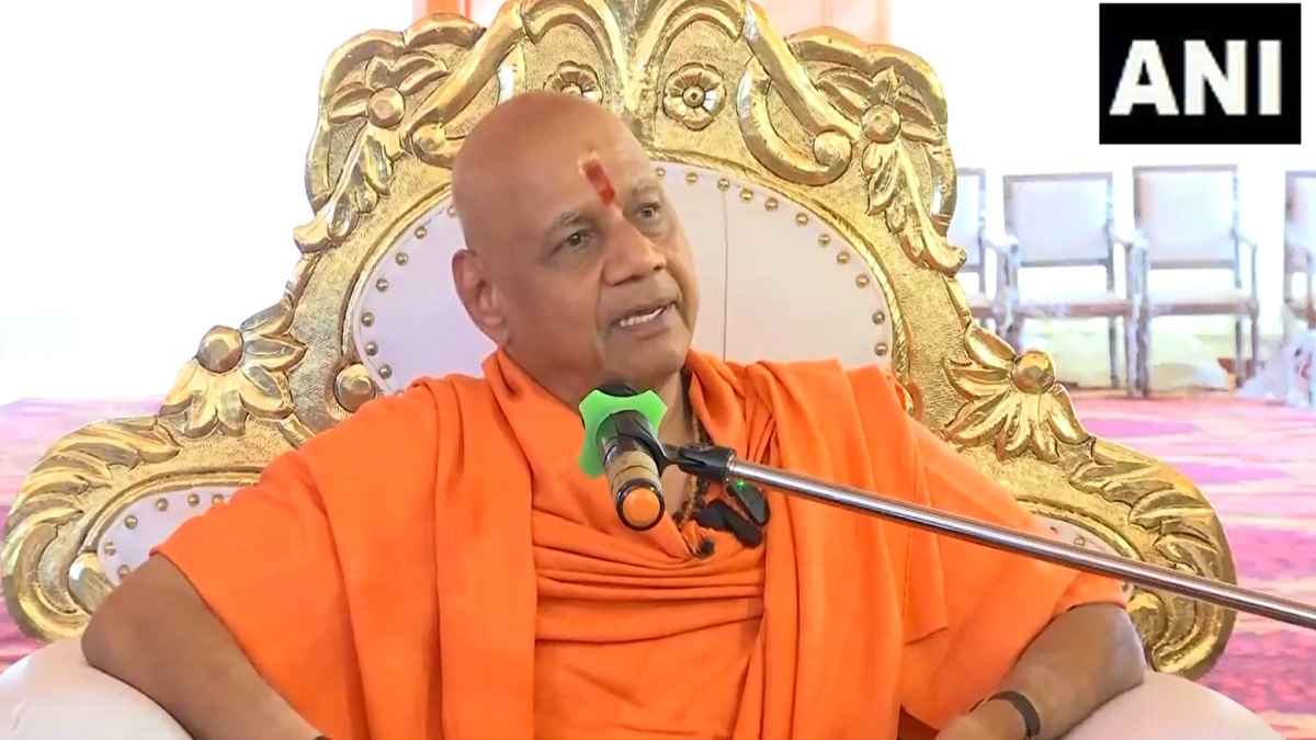 'काशी, मथुरा को छोड़ दो, दूसरी मस्जिदों के पीछे नहीं जाएंगे हिंदू', गोविंद देव गिरी महाराज ने मुस्लिम पक्ष को बताया उपाय