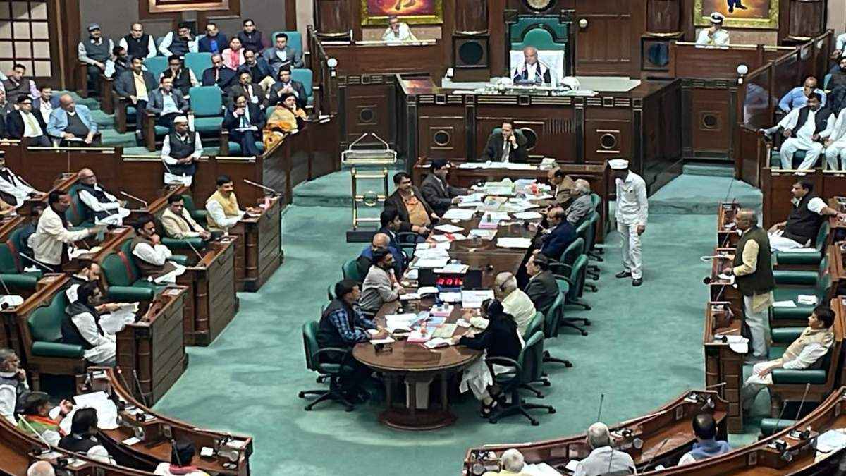 MP Budget Session: सदन में होगी अनुपूरक बजट पर चर्चा, विपक्ष फिर उठा सकता हारदा हादसे का मुद्दा