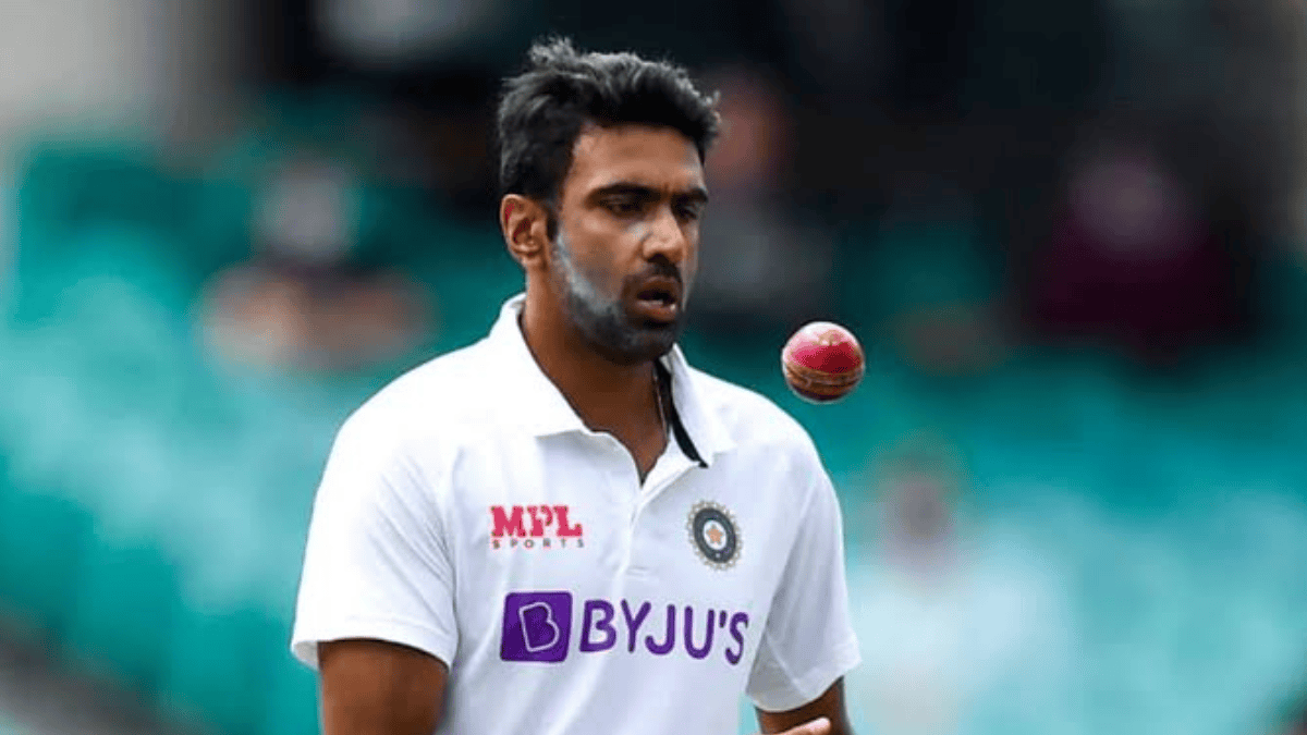 IND vs ENG: रविचंद्रन अश्विन ने अचानक राजकोट टेस्ट के बीच से वापस लिया नाम, टीम इंडिया को लगा बहुत बड़ा झटका