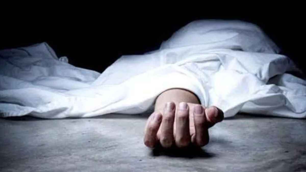 ग्रेटर नोएडा के बाद अब दिल्ली में दम घुटने से मौत? बंद कमरे में मिली तीन लाशें