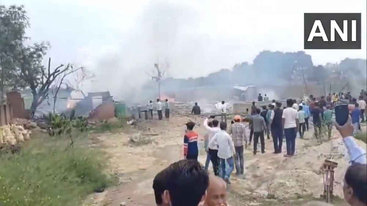 UP के कौशांबी में धमाके की सच्चाई आई सामने, 6 लोगों की गई जान, गलियों में बिखरे शवों के टुकड़े