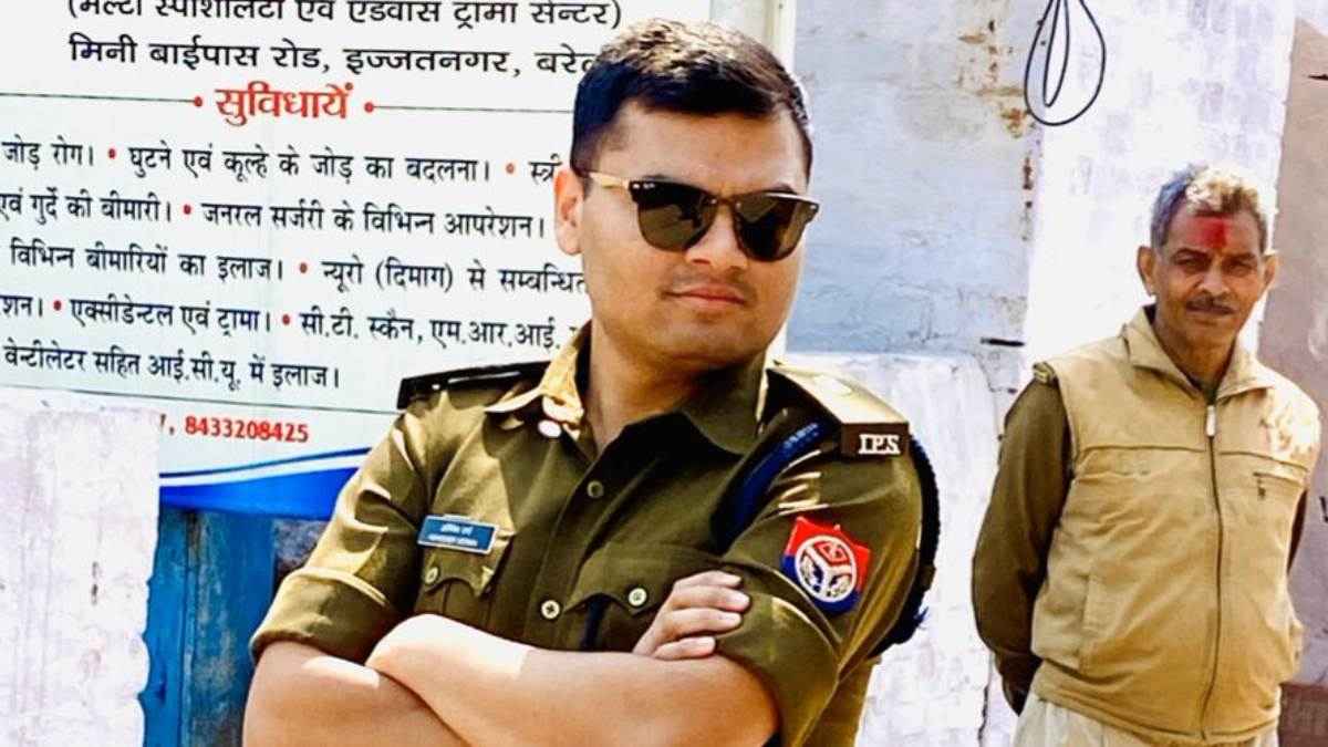 कौन हैं IPS अभिषेक वर्मा? पार्किंग में स्टिंग कर कहा- 'कायदे में रहोगे तो फायदे में रहोगे'