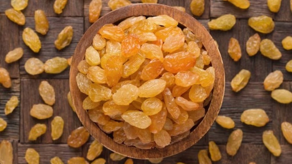 golden raisins